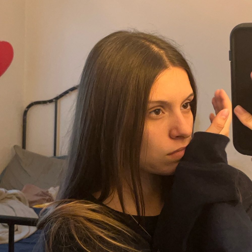 Meet your Posher, Avery